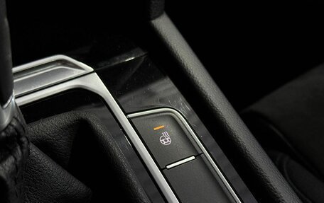 Volkswagen Passat B8 рестайлинг, 2018 год, 1 999 000 рублей, 16 фотография