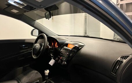 KIA cee'd I рестайлинг, 2008 год, 426 000 рублей, 12 фотография