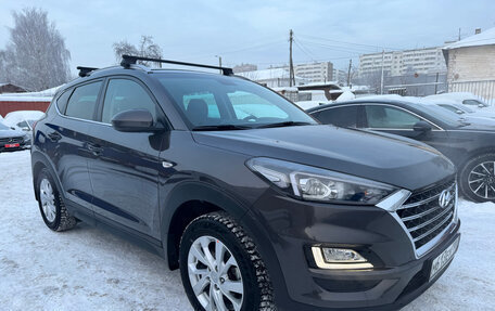 Hyundai Tucson III, 2019 год, 2 365 000 рублей, 2 фотография
