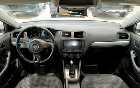 Volkswagen Jetta VI, 2012 год, 850 000 рублей, 14 фотография