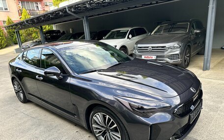 KIA Stinger I, 2018 год, 2 240 000 рублей, 2 фотография