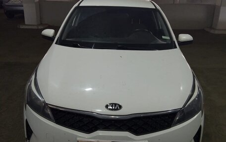KIA Rio IV, 2021 год, 1 115 000 рублей, 1 фотография