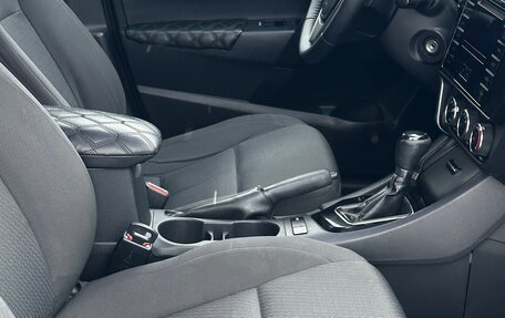 Toyota Corolla, 2017 год, 1 299 000 рублей, 12 фотография