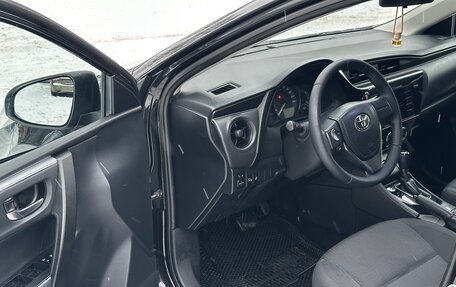 Toyota Corolla, 2017 год, 1 299 000 рублей, 9 фотография