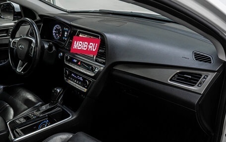 Hyundai Sonata VII, 2018 год, 2 059 000 рублей, 10 фотография