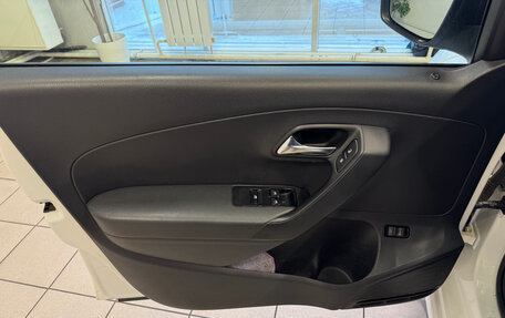 Volkswagen Polo VI (EU Market), 2012 год, 730 000 рублей, 14 фотография