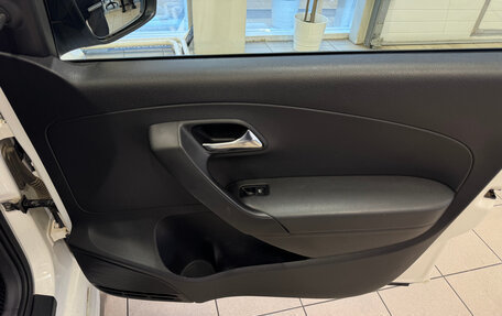 Volkswagen Polo VI (EU Market), 2012 год, 730 000 рублей, 16 фотография