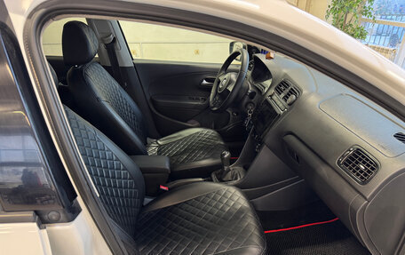 Volkswagen Polo VI (EU Market), 2012 год, 730 000 рублей, 9 фотография