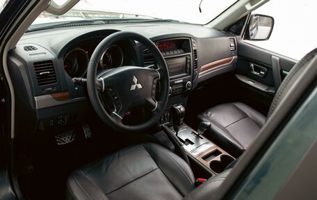 Mitsubishi Pajero IV, 2008 год, 1 495 000 рублей, 13 фотография