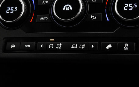 Land Rover Discovery Sport I рестайлинг, 2017 год, 1 999 000 рублей, 14 фотография