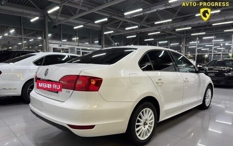Volkswagen Jetta VI, 2012 год, 849 000 рублей, 5 фотография