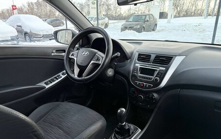 Hyundai Solaris II рестайлинг, 2014 год, 678 000 рублей, 11 фотография