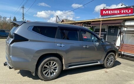 Mitsubishi Pajero Sport III рестайлинг, 2017 год, 2 750 000 рублей, 2 фотография