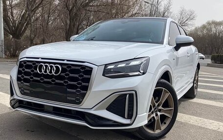 Audi Q2 I, 2023 год, 2 220 000 рублей, 1 фотография