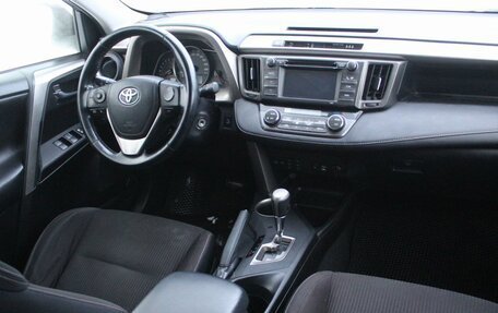 Toyota RAV4, 2013 год, 1 679 000 рублей, 10 фотография