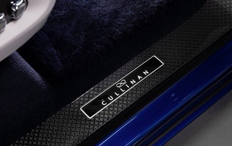 Rolls-Royce Cullinan, 2025 год, 82 329 800 рублей, 33 фотография