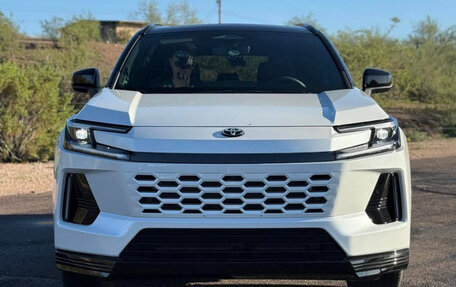 Toyota RAV4, 2025 год, 4 820 000 рублей, 2 фотография