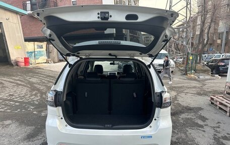 Toyota Wish II, 2015 год, 1 450 000 рублей, 4 фотография