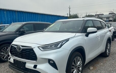 Toyota Highlander, 2025 год, 5 730 000 рублей, 4 фотография