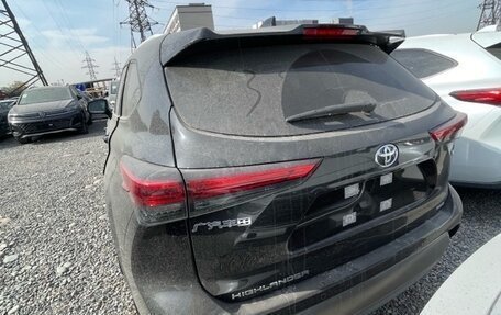 Toyota Highlander, 2025 год, 5 730 000 рублей, 15 фотография