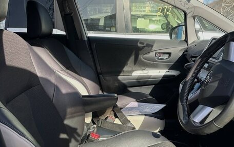 Toyota Wish II, 2015 год, 1 450 000 рублей, 14 фотография