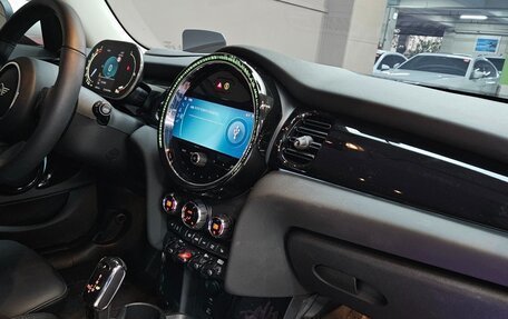 MINI Hatch, 2022 год, 2 112 000 рублей, 9 фотография