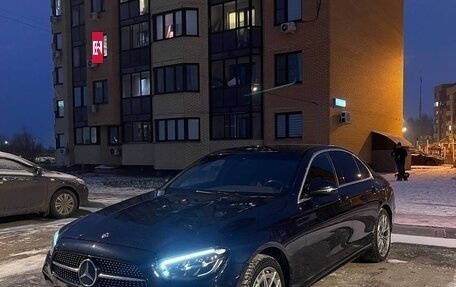 Mercedes-Benz E-Класс, 2020 год, 3 850 000 рублей, 2 фотография