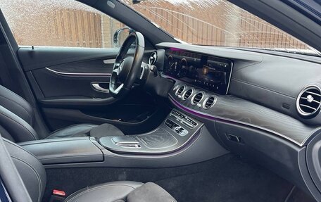 Mercedes-Benz E-Класс, 2020 год, 3 850 000 рублей, 17 фотография