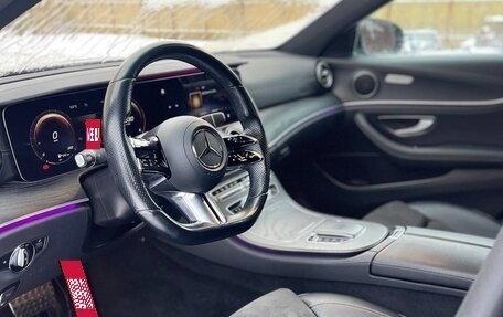 Mercedes-Benz E-Класс, 2020 год, 3 850 000 рублей, 19 фотография