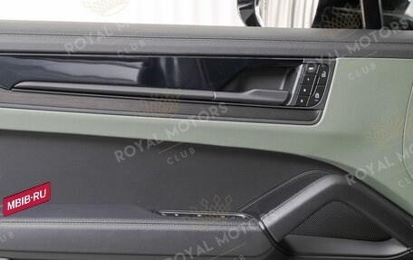 Porsche Cayenne III, 2025 год, 18 300 000 рублей, 16 фотография