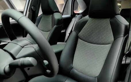 Toyota RAV4, 2025 год, 4 450 000 рублей, 18 фотография