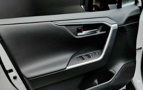 Toyota RAV4, 2025 год, 4 450 000 рублей, 22 фотография