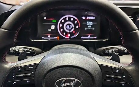 Hyundai Elantra, 2022 год, 1 790 000 рублей, 19 фотография