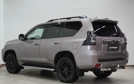 Toyota Land Cruiser Prado 150 рестайлинг 2, 2020 год, 7 350 000 рублей, 2 фотография