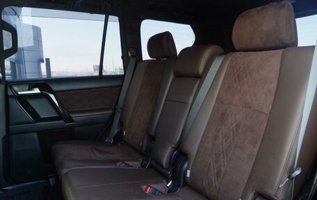 Toyota Land Cruiser Prado 150 рестайлинг 2, 2020 год, 7 350 000 рублей, 15 фотография