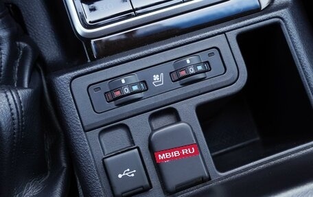 Toyota Land Cruiser Prado 150 рестайлинг 2, 2020 год, 7 350 000 рублей, 19 фотография