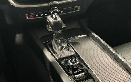 Volvo XC60 II, 2019 год, 3 328 000 рублей, 18 фотография