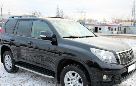 Toyota Land Cruiser Prado 150 рестайлинг 2, 2013 год, 2 895 000 рублей, 3 фотография