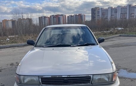 Nissan Sunny, 1992 год, 140 000 рублей, 1 фотография