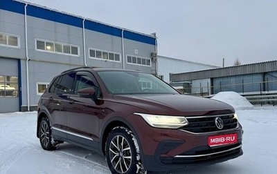 Volkswagen Tiguan II, 2022 год, 3 600 000 рублей, 1 фотография