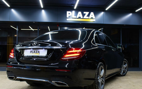 Mercedes-Benz E-Класс, 2019 год, 2 999 000 рублей, 6 фотография