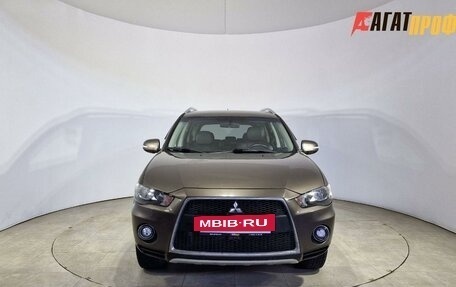 Mitsubishi Outlander III рестайлинг 3, 2010 год, 1 000 000 рублей, 2 фотография