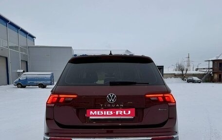 Volkswagen Tiguan II, 2022 год, 3 600 000 рублей, 5 фотография