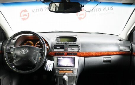 Toyota Avensis III рестайлинг, 2005 год, 725 000 рублей, 9 фотография