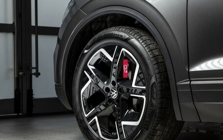 Volkswagen Touareg III, 2025 год, 13 000 000 рублей, 14 фотография