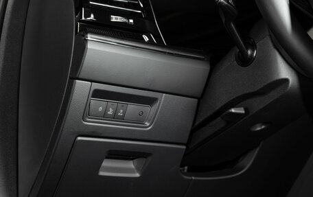 Volkswagen Touareg III, 2025 год, 13 000 000 рублей, 19 фотография