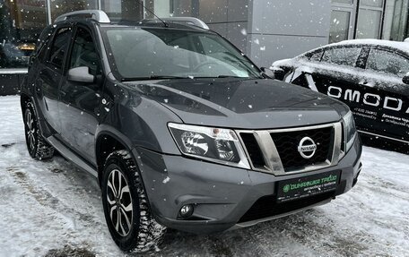 Nissan Terrano III, 2018 год, 1 368 000 рублей, 3 фотография