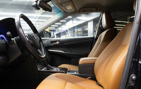 Toyota Camry, 2017 год, 2 449 000 рублей, 11 фотография