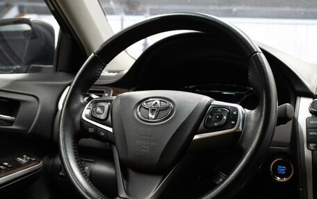 Toyota Camry, 2017 год, 2 449 000 рублей, 8 фотография