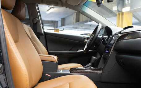 Toyota Camry, 2017 год, 2 449 000 рублей, 12 фотография